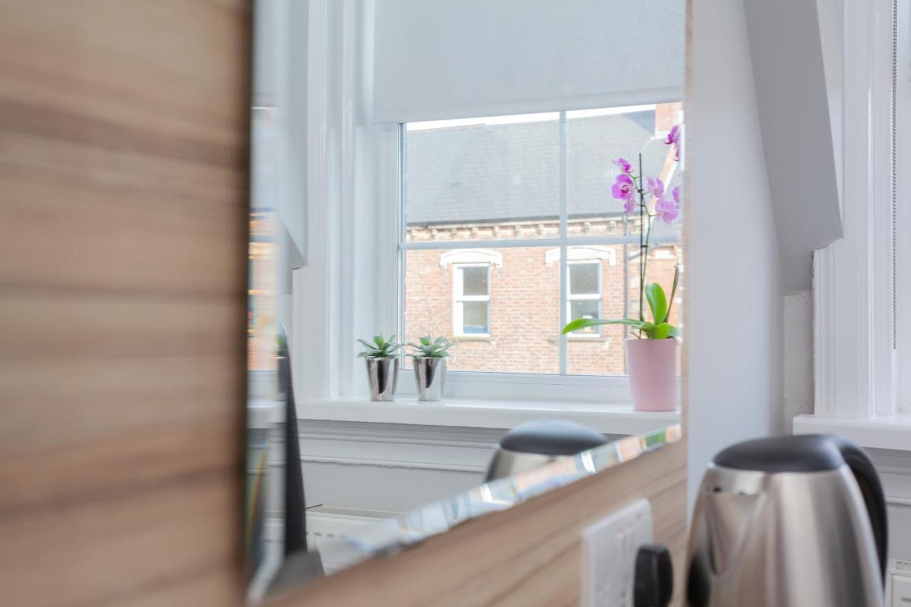 Отель Botanic Rest Queens Quarter 3*