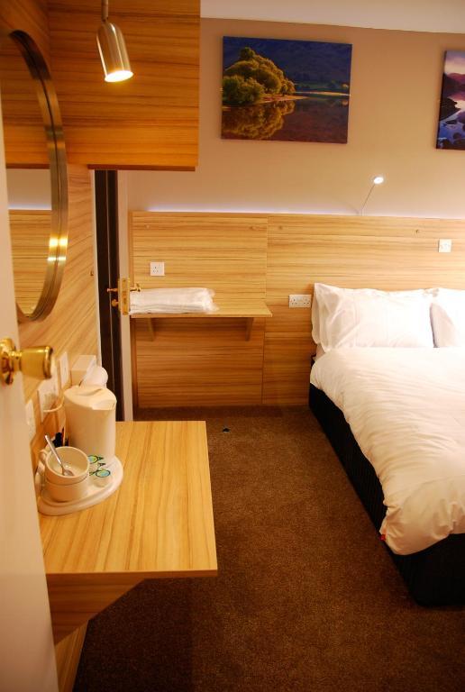 Отель Botanic Rest Queens Quarter 3*