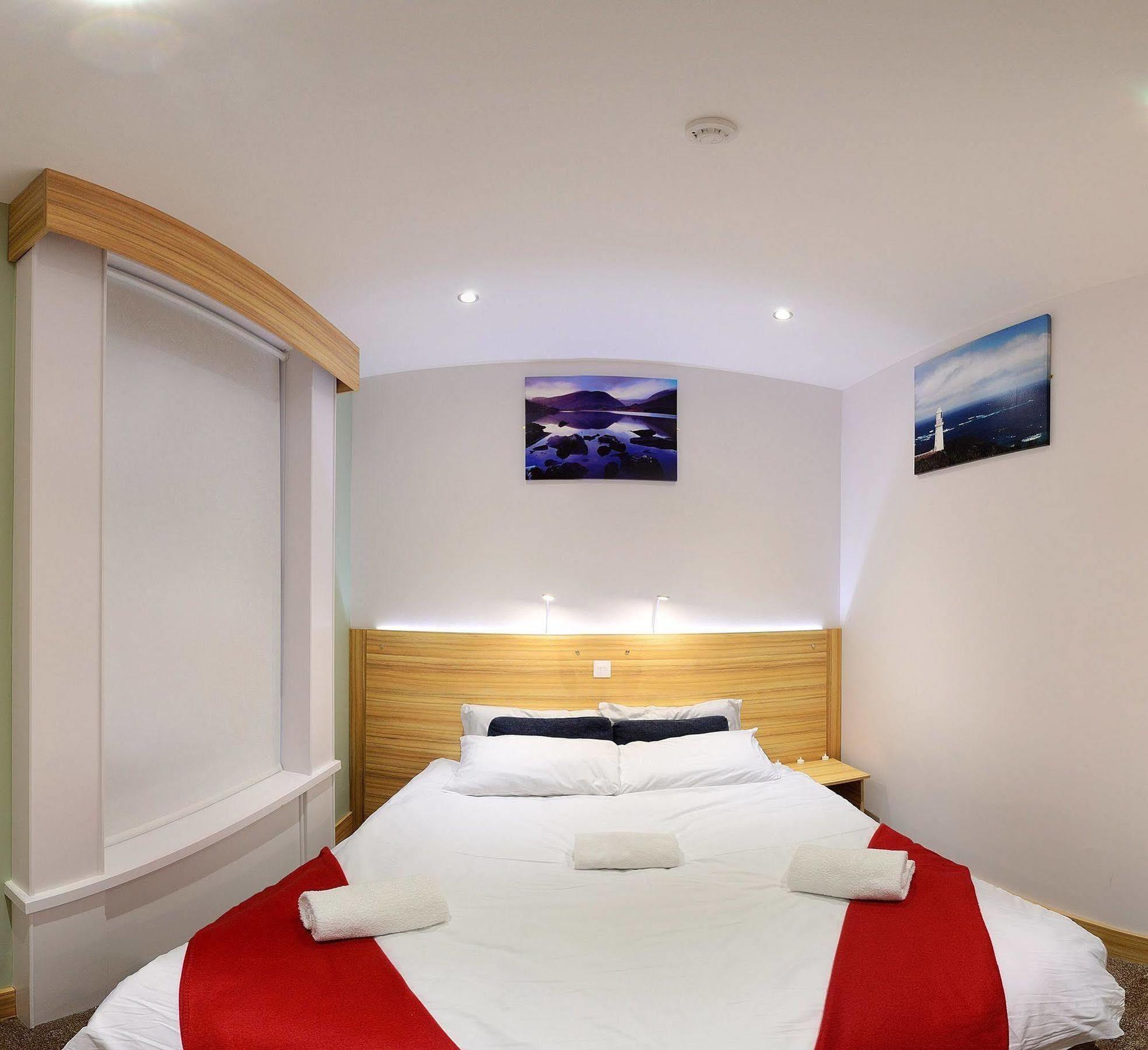 Botanic Rest Queens Quarter 3* Белфаст