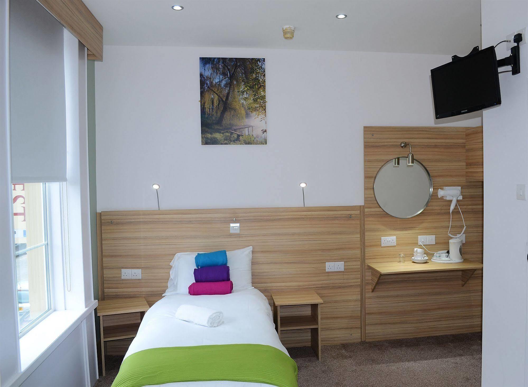 Отель Botanic Rest Queens Quarter 3*